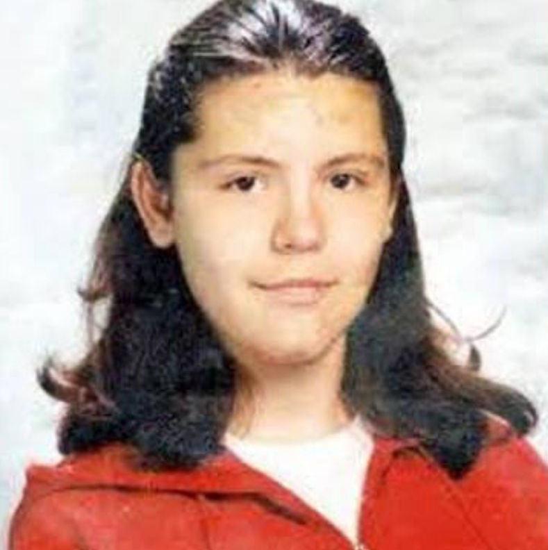 Hande Çinkitaş (12) 