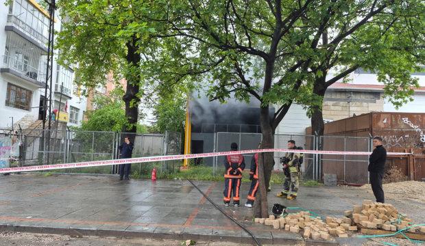 Ankara&rsquo;da trafoda korkutan yangın! Alevler mahalleyi sardı