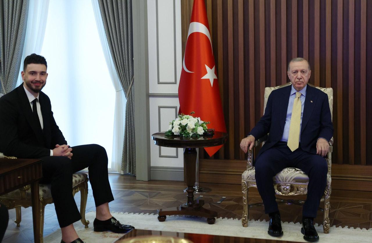 Cumhurbaşkanı Erdoğan ve Alperen Şengün