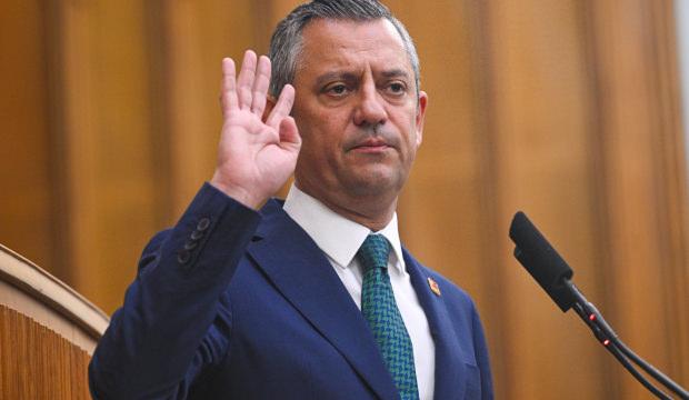 Bomba CHP iddiası! &Ouml;zg&uuml;r &Ouml;zel adaylığını ilan edecek! İmamoğlu modeli devrede