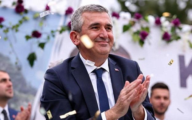 CHP’li Akçakoca Belediye Başkanı Fikret Albayrak