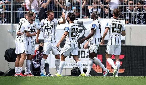 Almanya&rsquo;da futbol mucizesi: 7.500 N&uuml;fuslu kasabadan Bundesliga&rsquo;ya!
