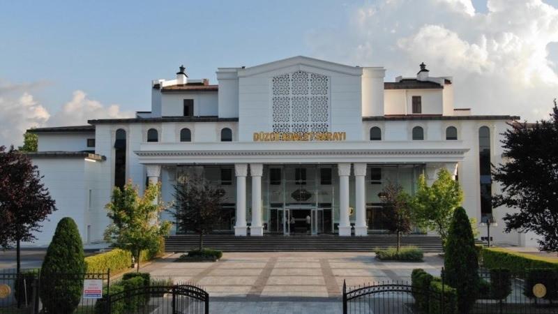  Sahte stajyerler üzerinden haksız kazanç elde eden 21 şüpheli adliyede.