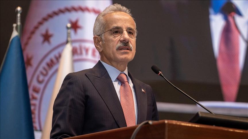 Ulaştırma ve Altyapı Bakanı Abdulkadir Uraloğlu