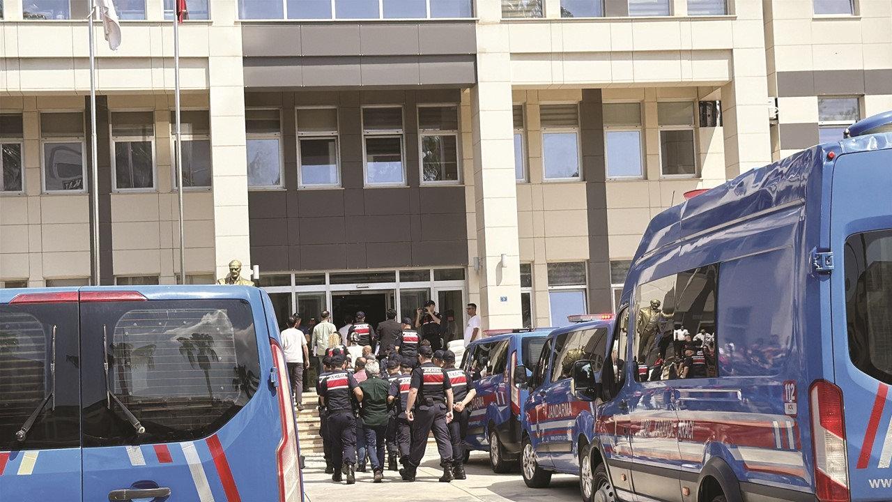 Antalya'da usulsüz reçete operasyonunda 4 tutuklama.
