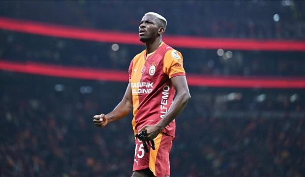 İngilizler duyurdu! Yeni teknik direkt&ouml;re Victor Osimhen hediyesi