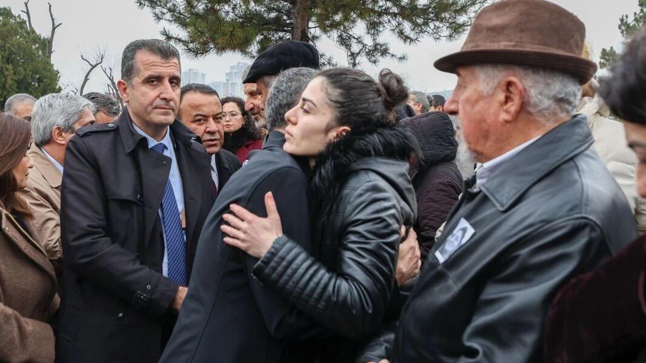 Özgür Özel ve Gülen Göksu Ercan