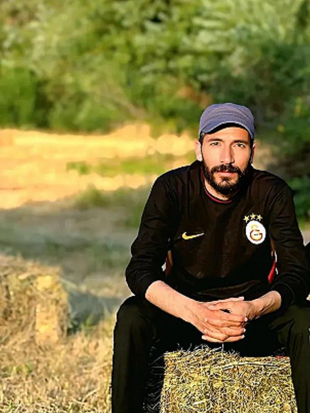 Ferhat Gezer (40)