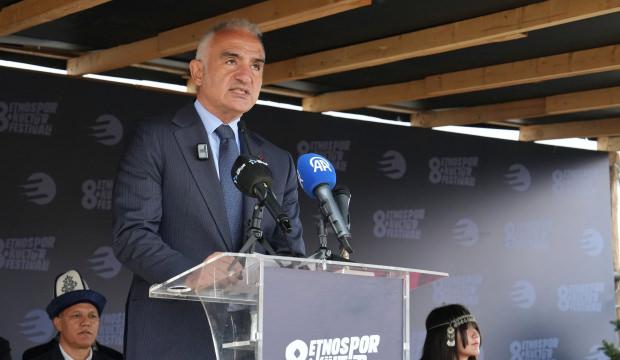 K&uuml;lt&uuml;r ve Turizm Bakanı Mehmet Nuri Ersoy'dan Etnospor Festivali'nde Gazze vurgusu!