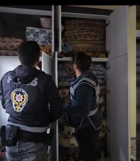122 şüpheli gözaltına alındı. 