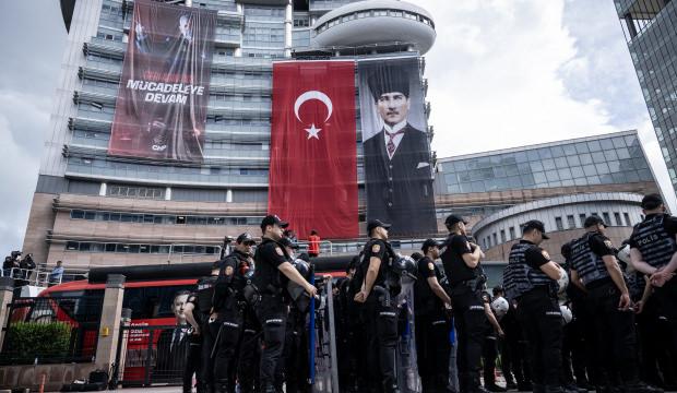 Mutlak butlan kararı sonrası dikkat &ccedil;eken anket: &Ouml;zg&uuml;r &Ouml;zel şoke olacak! 