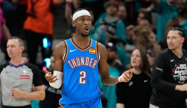 Oklahoma City Thunder San Antonio Spurs karşısında seride &ouml;ne ge&ccedil;ti!