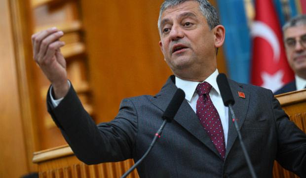 &Ouml;zg&uuml;r &Ouml;zel&rsquo;den yeni hamle! Saat verip &ccedil;ağrı yaptı: Direnmeye davet ediyorum
