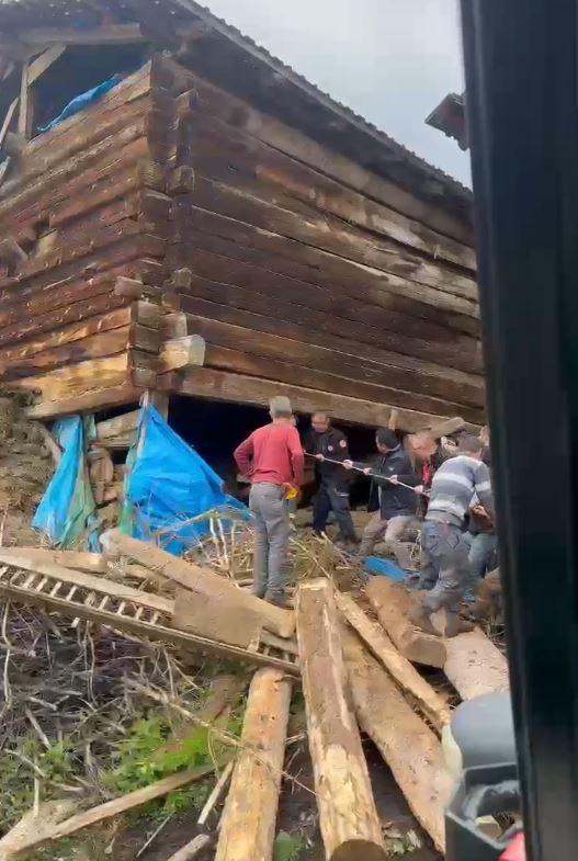 Kastamonu'da ağıl çöktü: 1 ölü