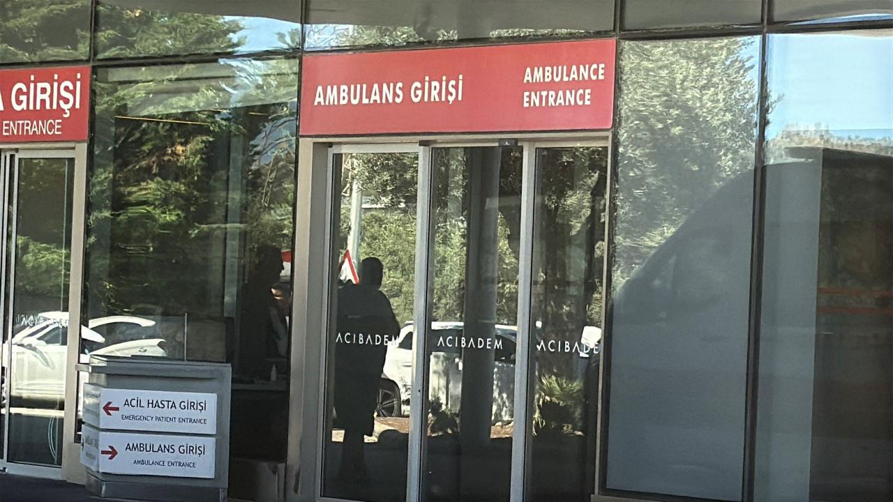 Ünlü sunucu, Bodrum’da hastaneye kaldırıldı.