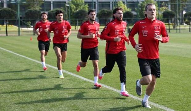 A Milli Futbol Takımı, dayanıklılık testinden ge&ccedil;ti!