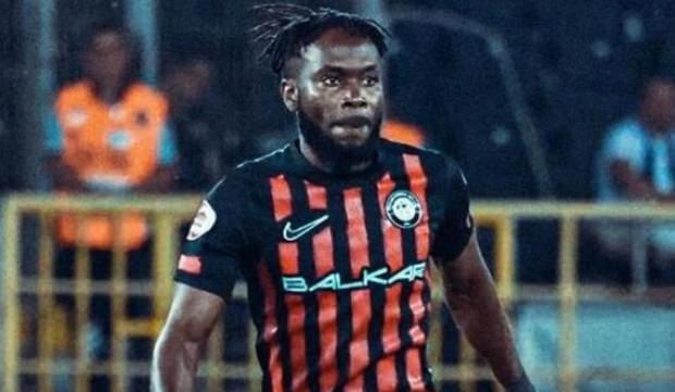 &Ccedil;orum FK'nın S&uuml;per Lig sevinci &ouml;l&uuml;m haberiyle yarıda kaldı! Attamah'ın babası vefat etti 