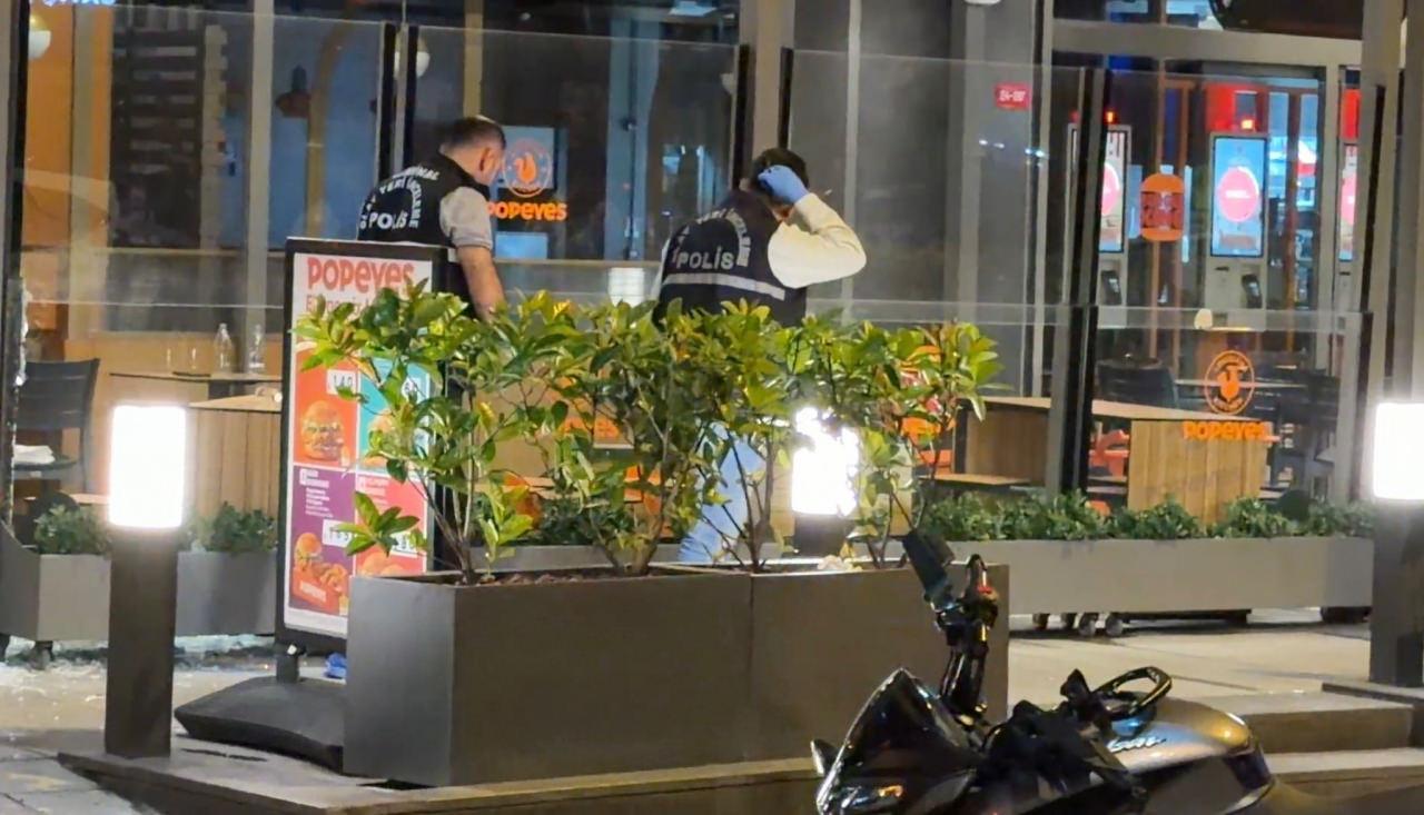 Şişli’de 'kız meselesi' kavgasında 12 kurşunla vurulan Doğuş hayatını kaybetti.