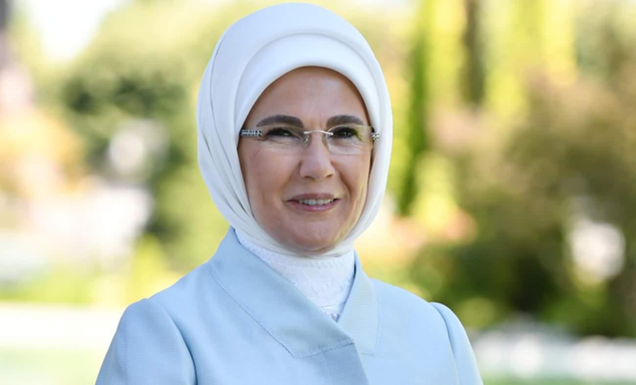 Emine Erdoğan İslam aleminin Kurban Bayramı'nı kutladı!