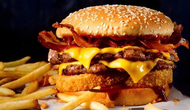 T&uuml;rkiye'de faaliyet g&ouml;steriyordu: ABD'li burger devinin ortağı battı! Şubelerini kapatıyor