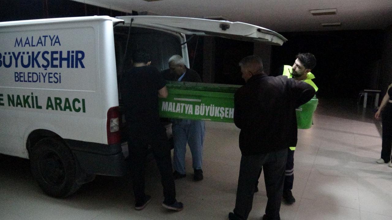Cansız beden morga kaldırıldı.