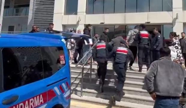 24 ilde g&ouml;&ccedil;men ka&ccedil;ak&ccedil;ılığı operasyonları: 36 tutuklama