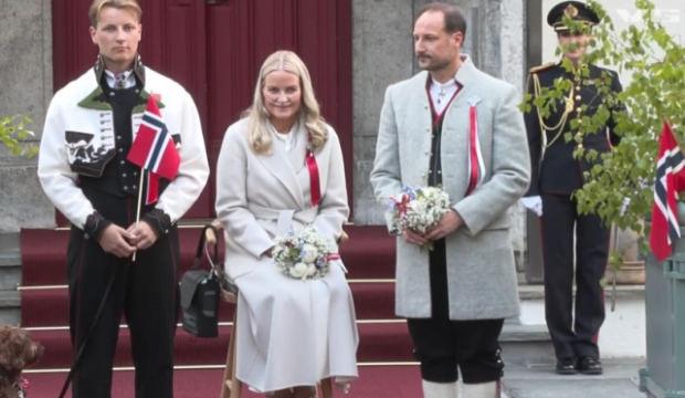 Epstein skandalıyla g&uuml;ndem olmuştu: Avrupa &uuml;lkesi prensesine &ouml;m&uuml;r bi&ccedil;tiler!