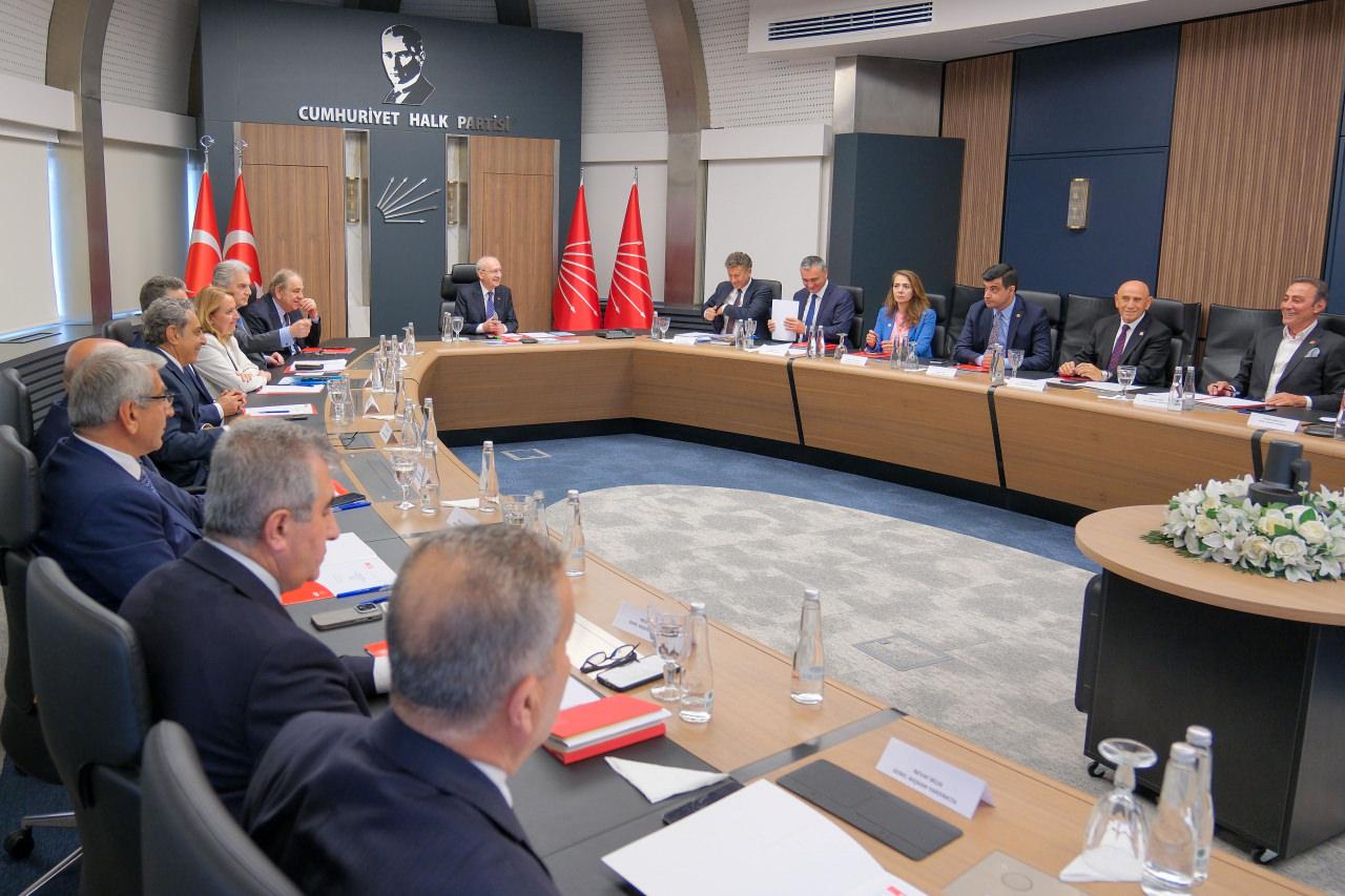 CHP Merkez Yönetim Kurulu (MYK), Genel Başkan Kemal Kılıçdaroğlu başkanlığında toplandı.