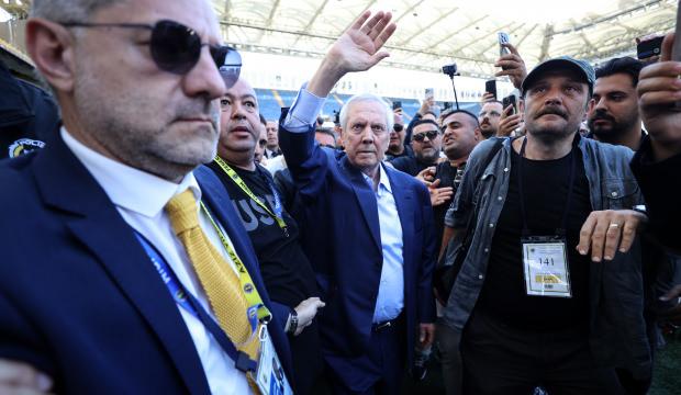 Anlaşma tamam! Aziz Yıldırım ilk transferini a&ccedil;ıklıyor