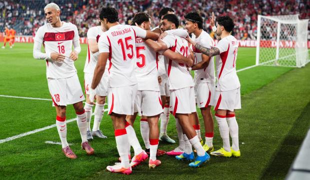 Bizim &Ccedil;ocuklar gol yağdırdı! D&uuml;nya Kupası &ouml;ncesi g&ouml;vde g&ouml;sterisi