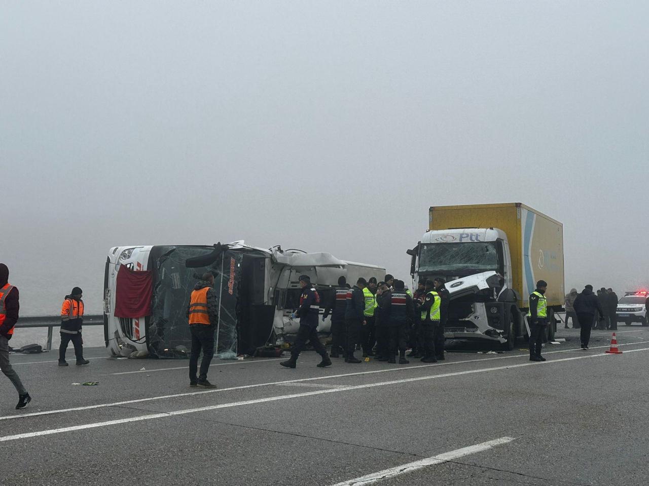 Malatya'da 5 kişinin öldüğü otobüs kazasında şoföre 9 yıl 6 ay hapis.