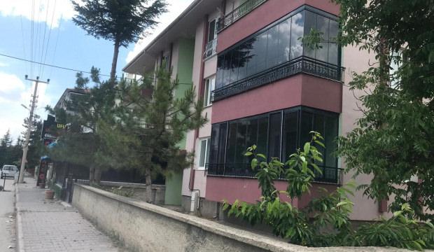 Kan donduran cinayet! 70 yaşındaki kadın evinde &ouml;ld&uuml;r&uuml;ld&uuml;