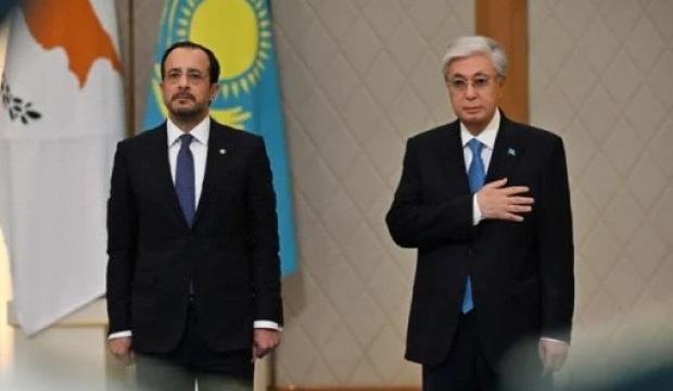Kazak Cumhurbaşkanından Rum lidere &ouml;vg&uuml; dolu s&ouml;zler: Sizi takdir ediyorum