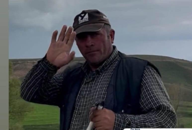 Kurban Bayır (49) hayatını kaybetti.