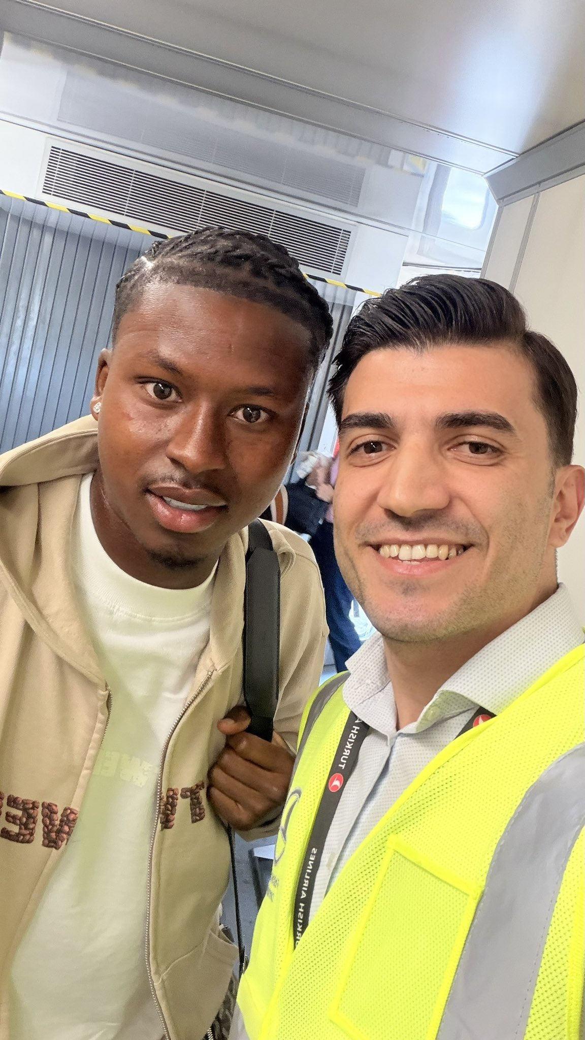 Sidny Lopes Cabral İstanbul'da