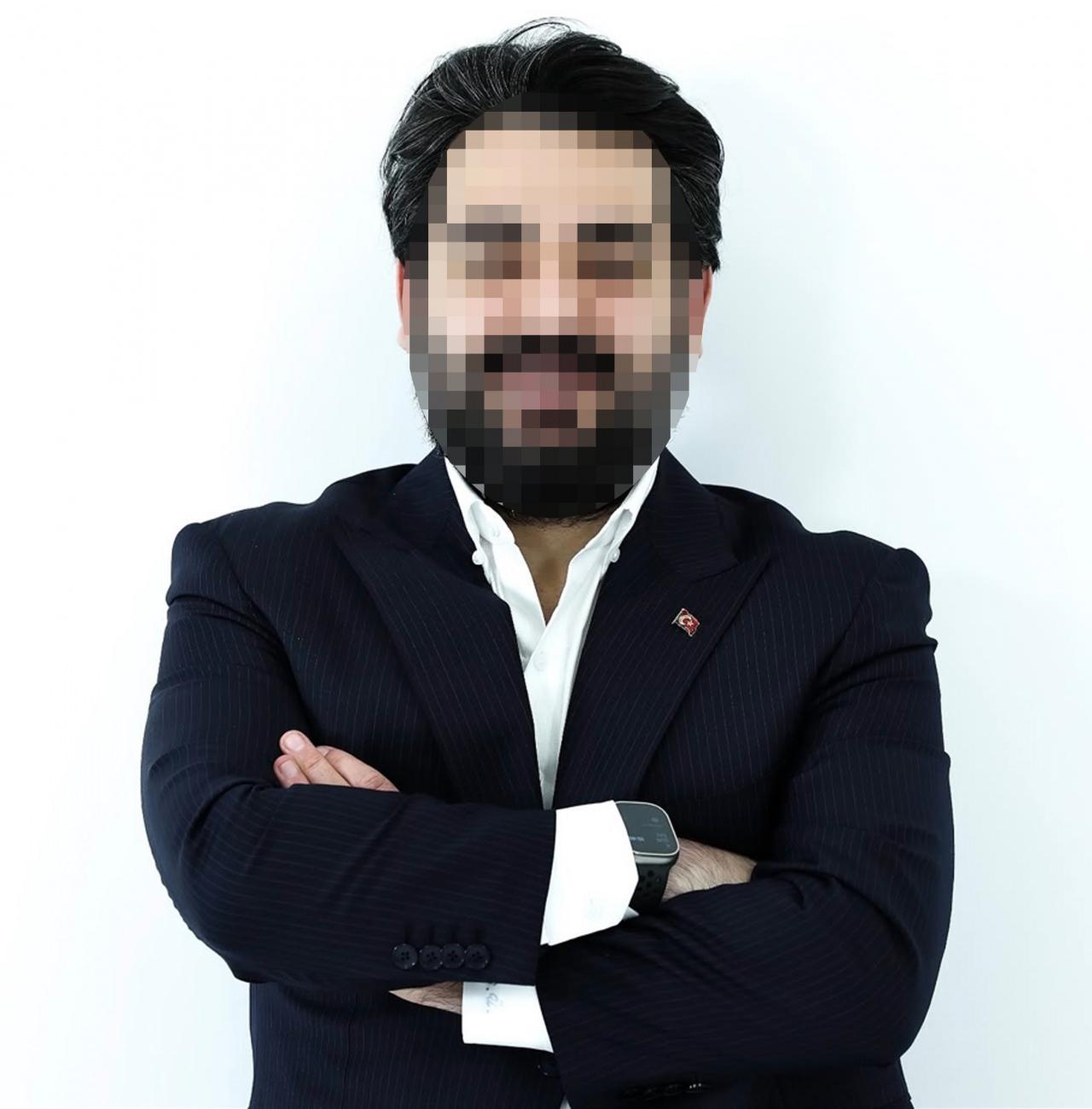 Belediyenin sosyal medya şirketi yöneticisi B.Ü.