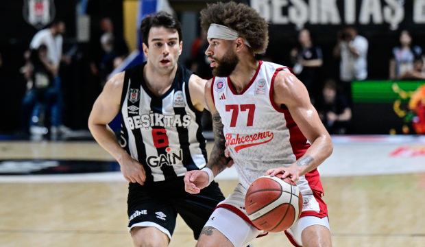 Seriye denge geldi! Bah&ccedil;eşehir, Beşiktaş'ı farklı ge&ccedil;ti