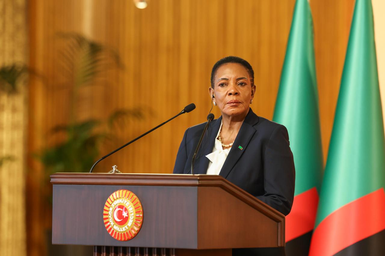 Zambiya Ulusal Meclisi Başkanı Nelly Mutti