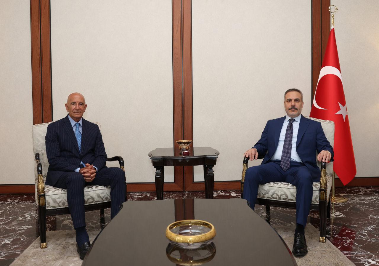 Bakan Fidan ve Tom Barrack