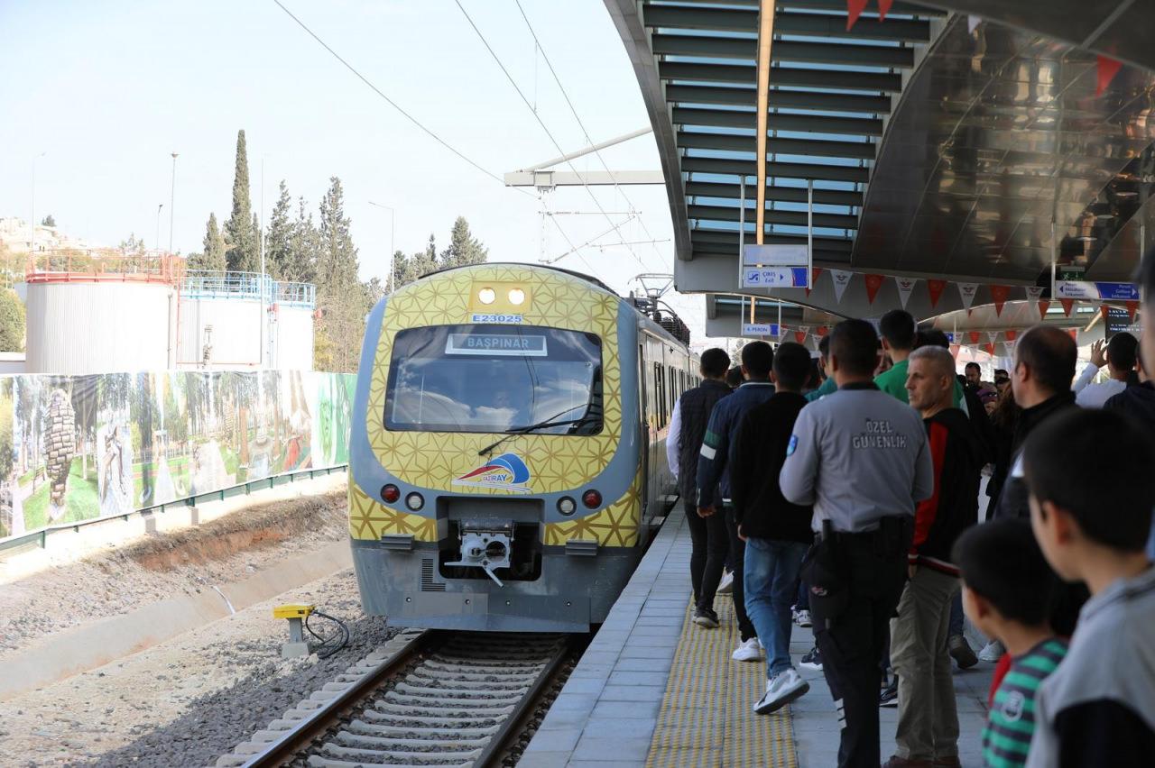 Gaziantep Büyükşehir'de LGS'ye girecek öğrencilere ulaşım desteği.