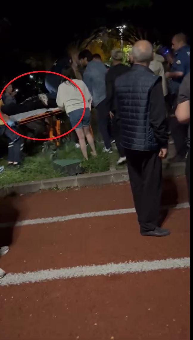 16 yaşındaki çocuk, bıçaklanarak öldürüldü.