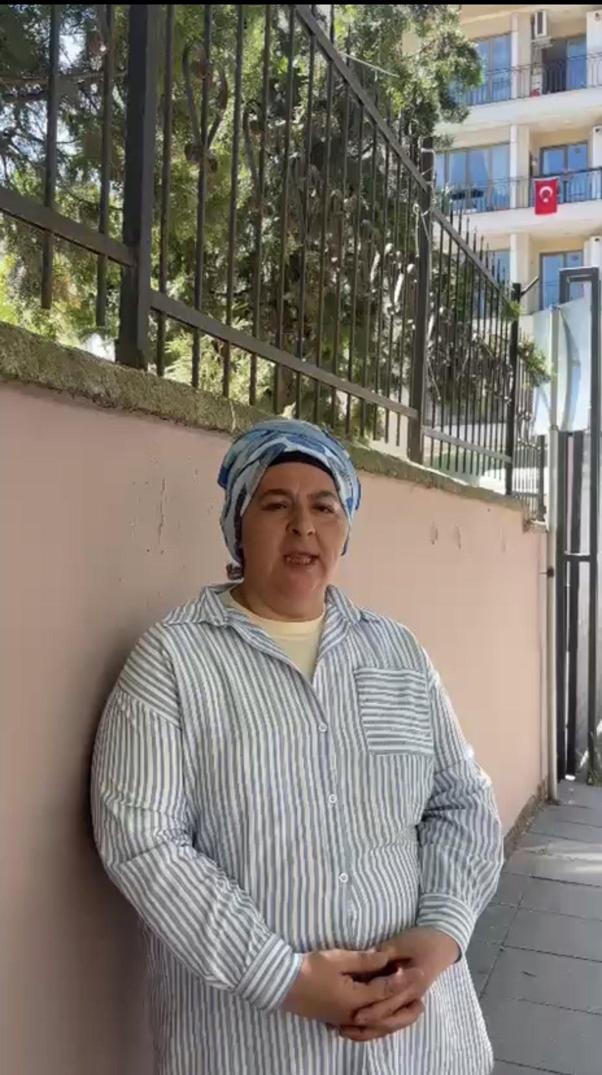 Anne Gülümser Kızgın (46)