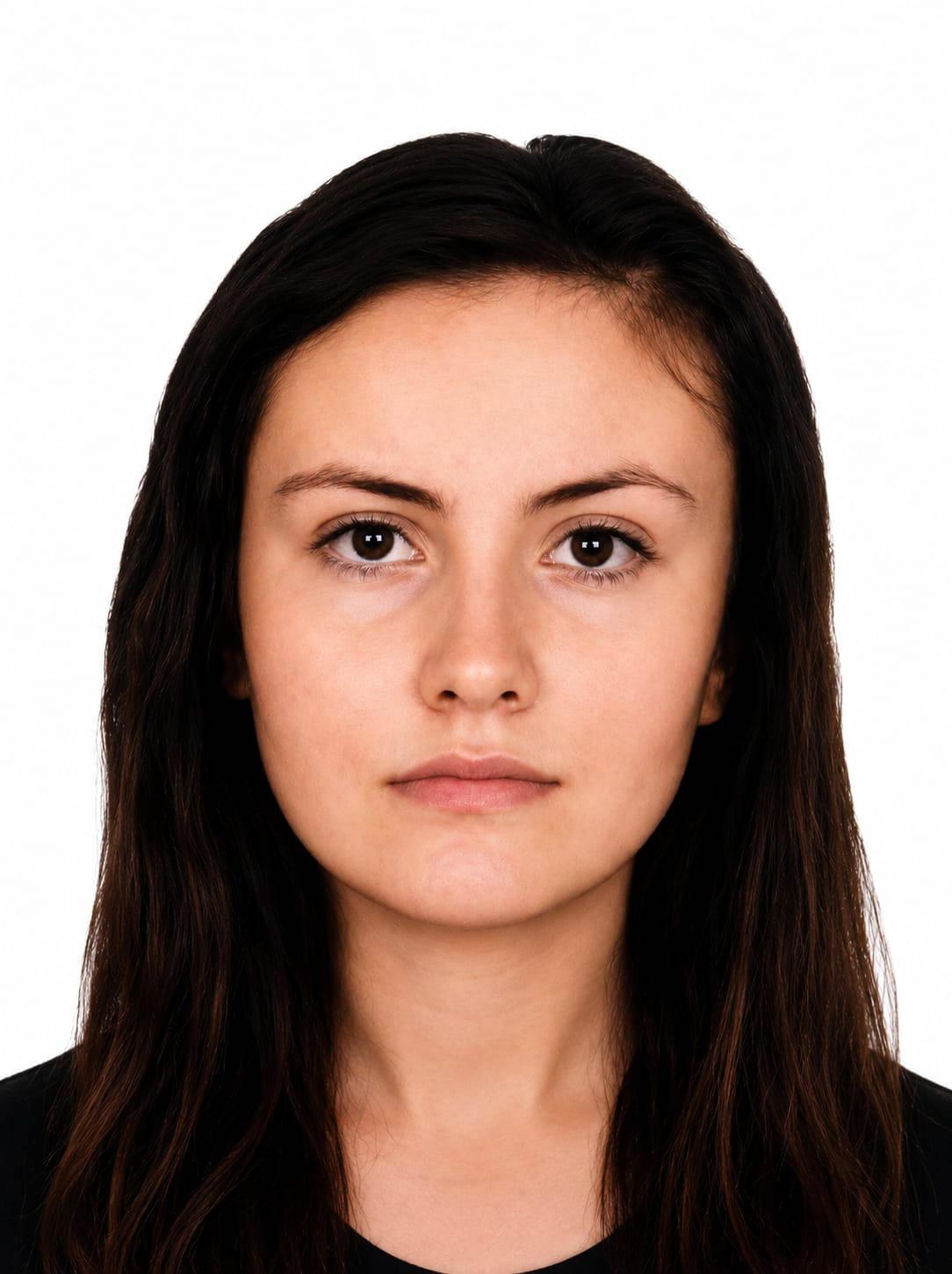 Sibel Akpınar (25)