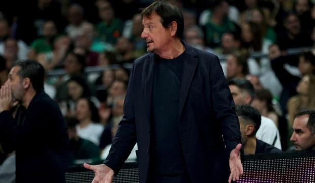 Ergin Ataman'dan Olympiakos taraftarına sert cevap: T&uuml;rk olmaktan gurur duyuyorum