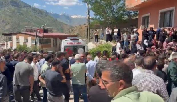 Kayınpederinin evini bastı, katliam yaptı: 4 &ouml;l&uuml;