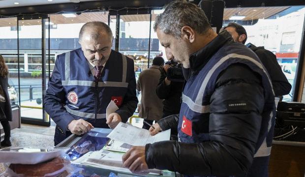 Ticaret Bakanlığı'ndan servis &uuml;creti a&ccedil;ıklaması: Bunu yapan işletmeler yandı!