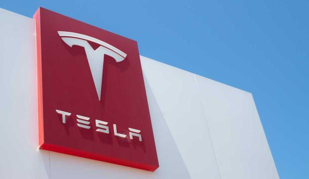 Tesla T&uuml;rkiye'de takas d&ouml;nemini başlattı: Eski aracını getirene yeni model!