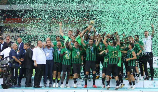 T&uuml;rk futbolunun efsane kul&uuml;b&uuml; amat&ouml;rde başka kul&uuml;b&uuml;n ismiyle m&uuml;cadele edecek!