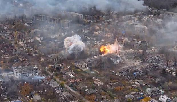 Ukrayna'da bir g&uuml;nde ağır kayıp! Rusya g&ouml;r&uuml;nt&uuml;leri paylaştı