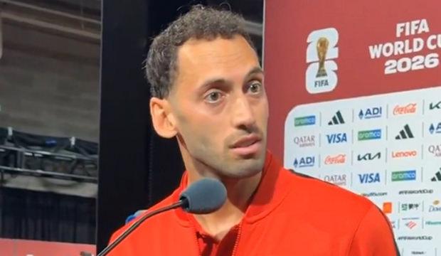 Avustralyalı gazetecinin sorusu Hakan &Ccedil;alhanoğlu'nu kızdırdı! Gereken cevabı verdi